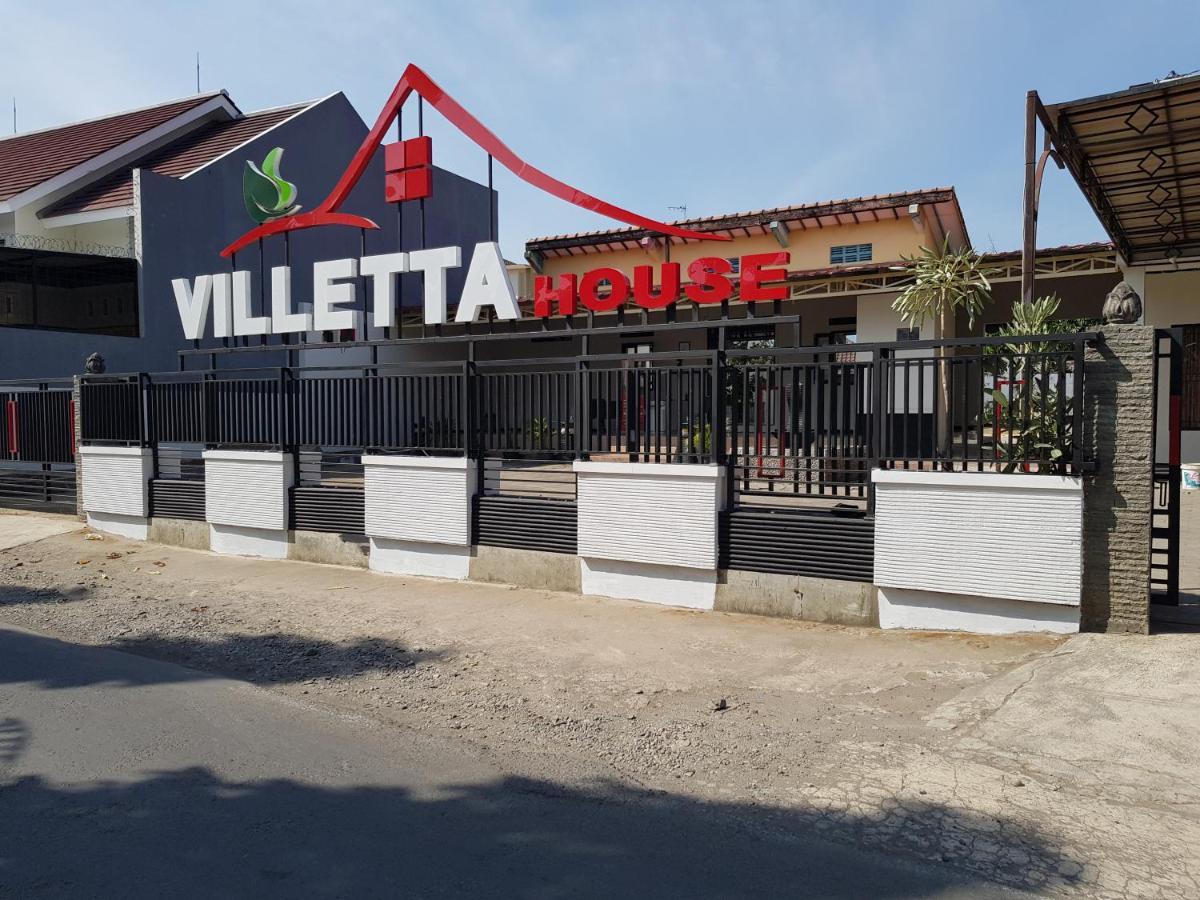 Villetta House Syariah Kudus エクステリア 写真
