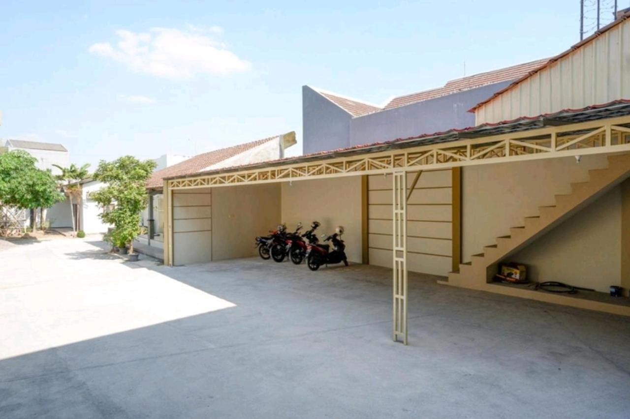 Villetta House Syariah Kudus エクステリア 写真