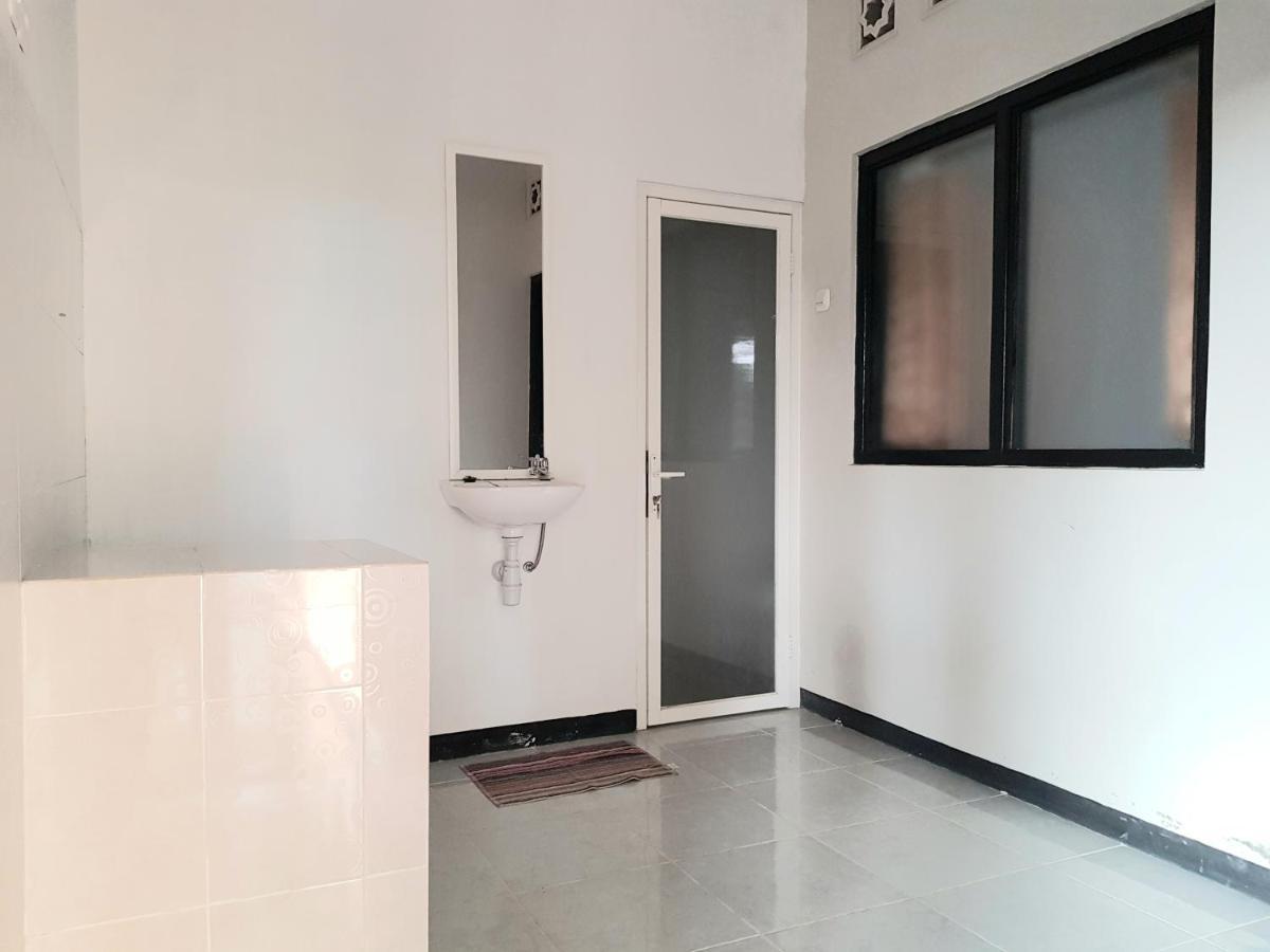 Villetta House Syariah Kudus エクステリア 写真